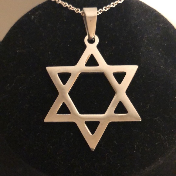 - Star of David ✡️ Pendant - Picture 2 of 9